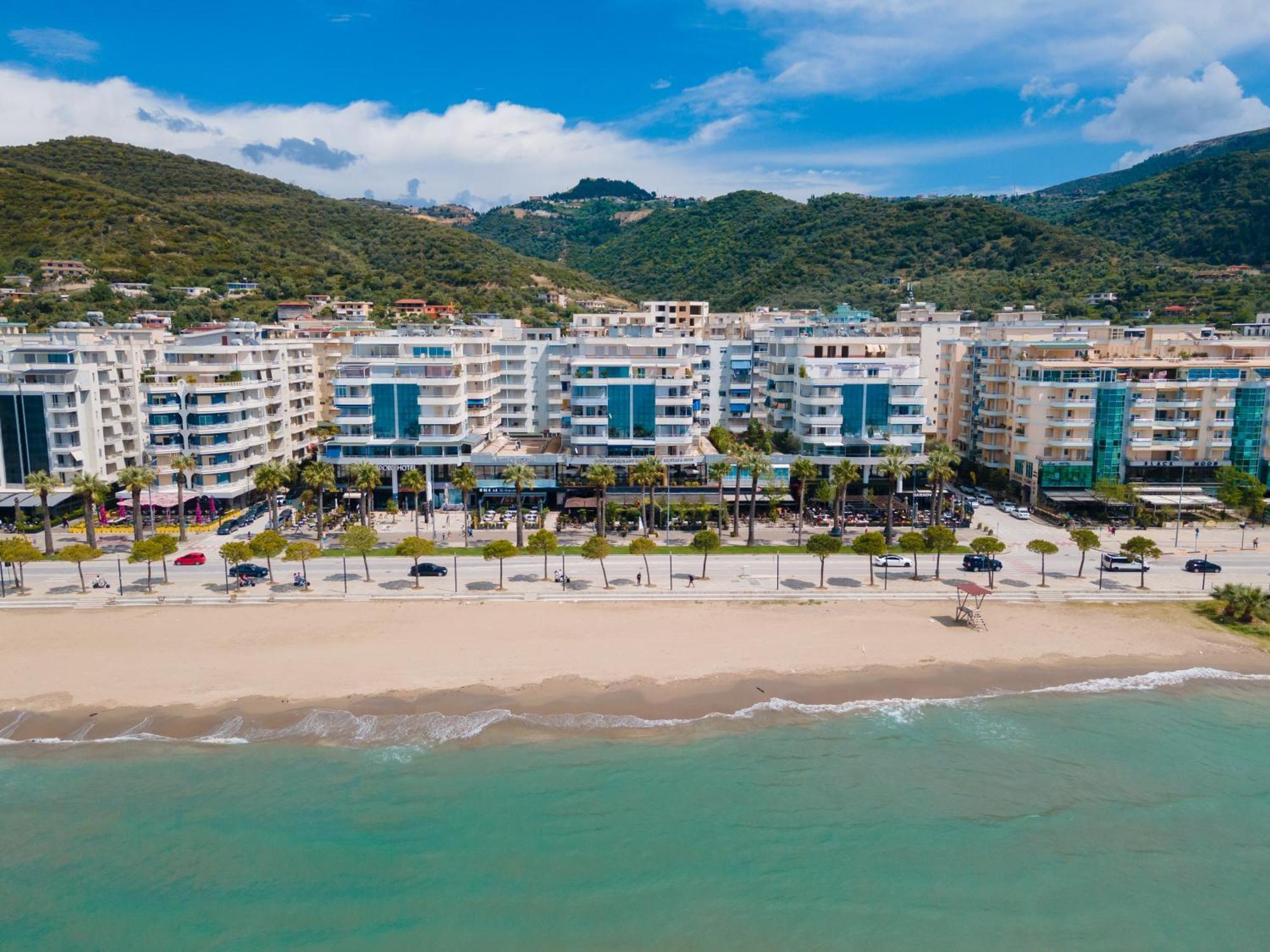 Mustafa Suites Vlore Exterior photo