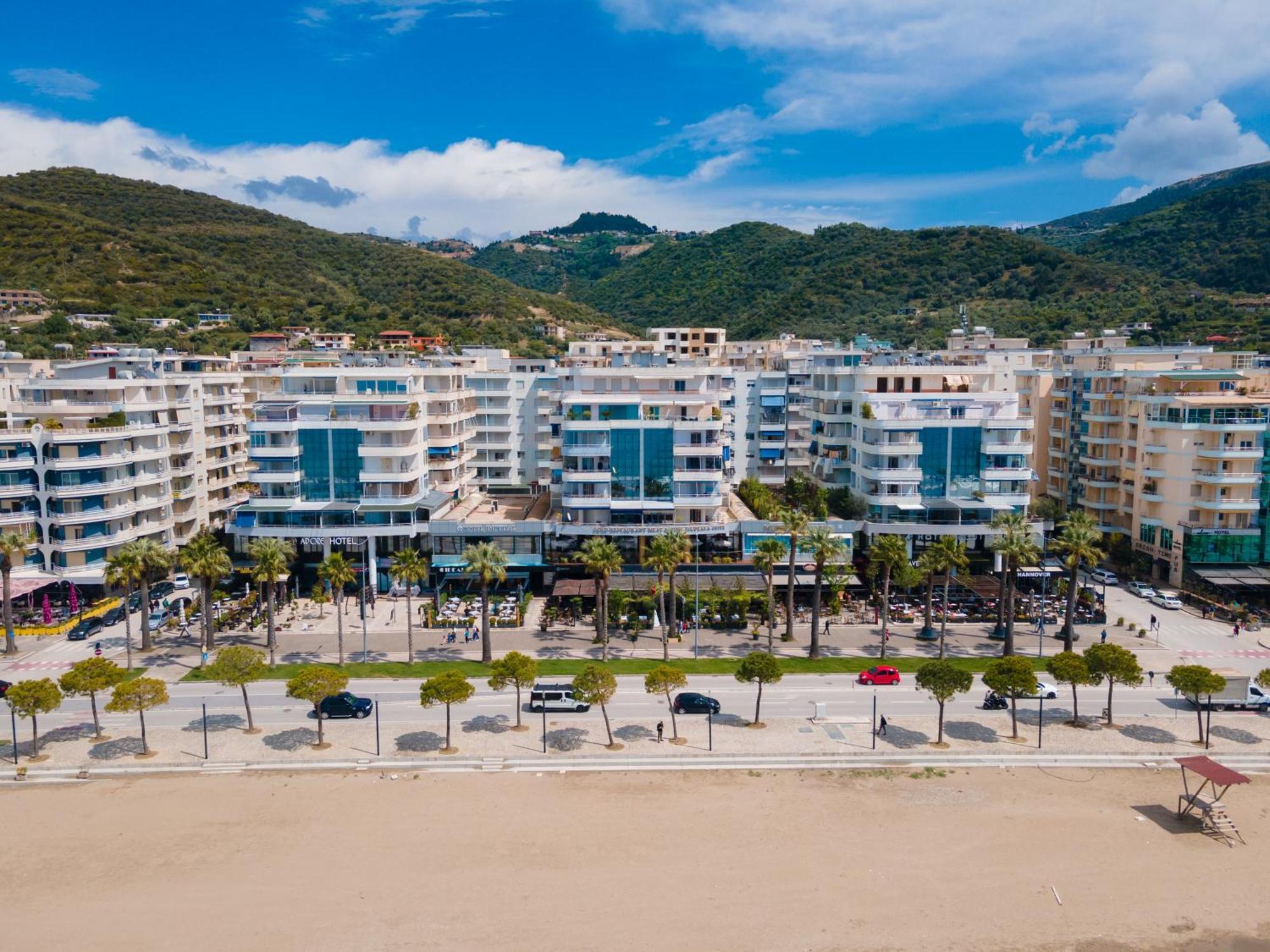 Mustafa Suites Vlore Exterior photo